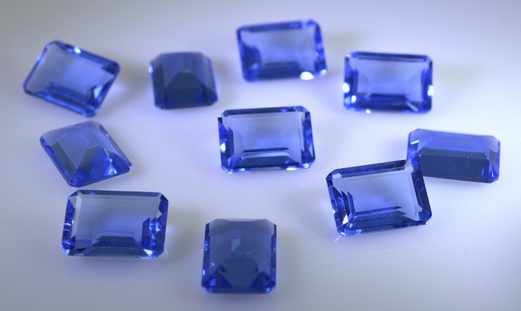 synthetic cubic zirconia Blue shappire cz loose gemstones 1 Pieces 10 x 14 mm Em