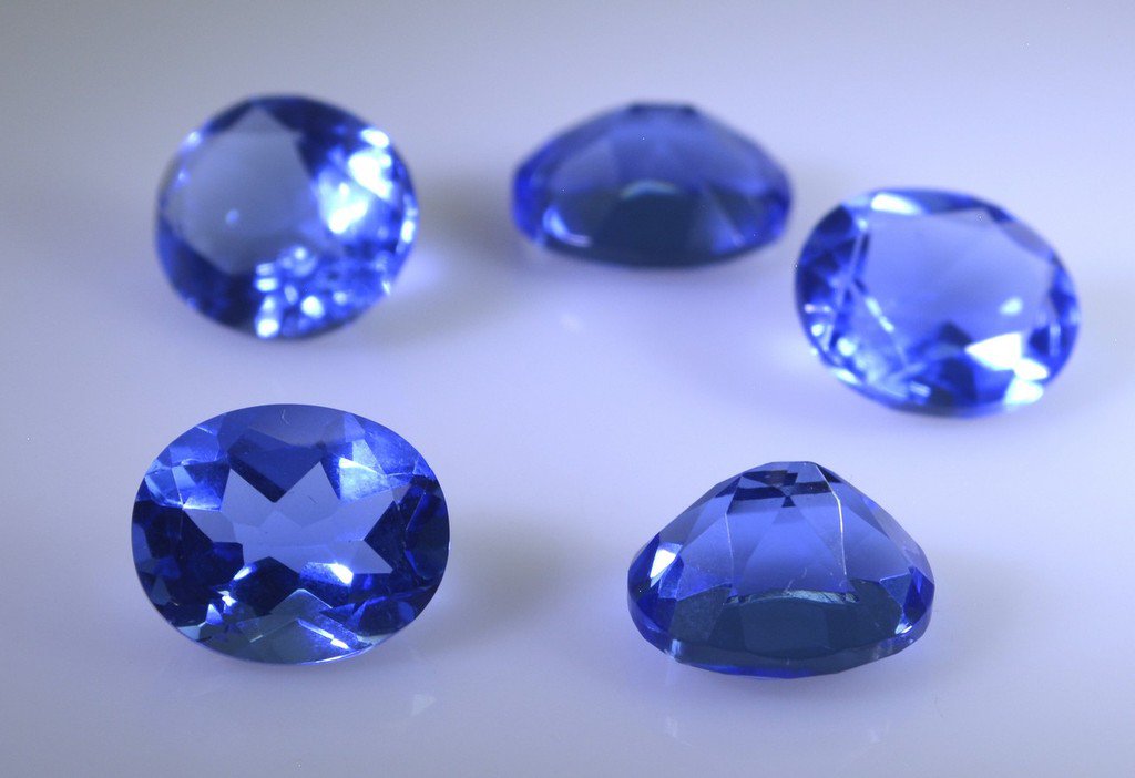 synthetic cubic zirconia Blue shappire cz loose gemstones 1 Pieces 10 x 12 mm Ov