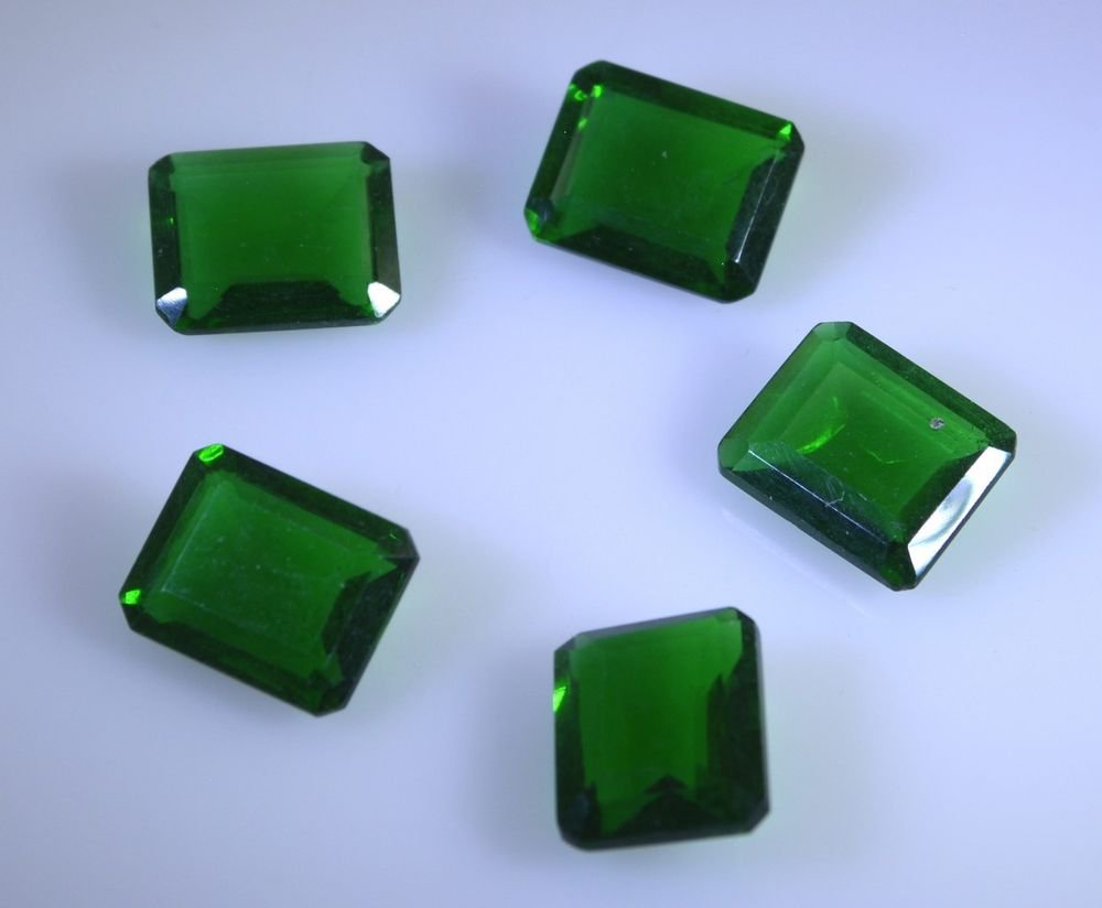synthetic cubic zirconia Emerald cz loose Stone 1 Pieces 8 x 10 mm