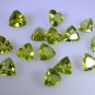 peridote loose Stone 1 Pieces 4 x 4 mm Trillion Green faceted Gemstone