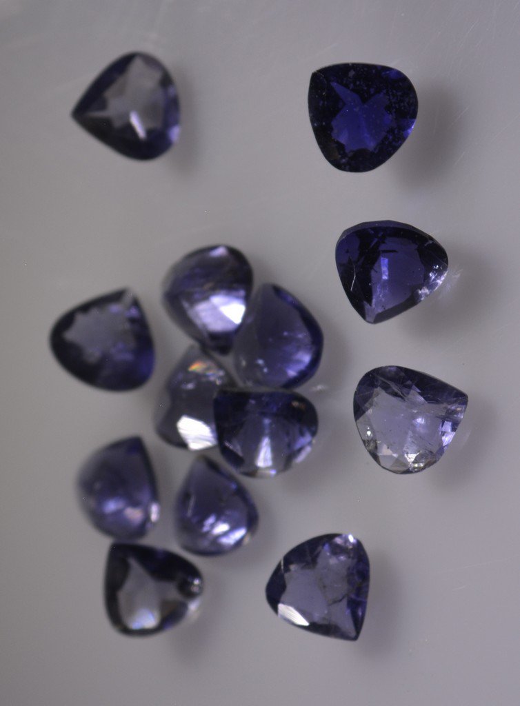 iolite loose Stone 1 Pieces 6 x 6 mm Trillion Blue faceted Gemstone