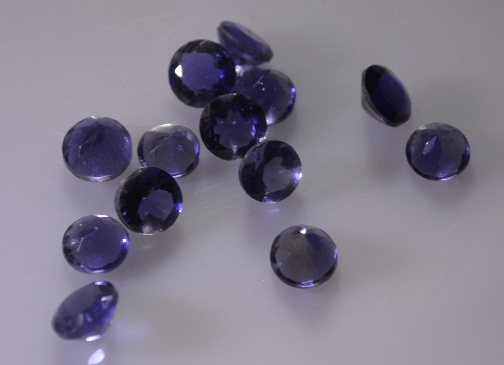iolite loose Stone 1 Pieces 5 x 5 mm Round Blue faceted Gemstone