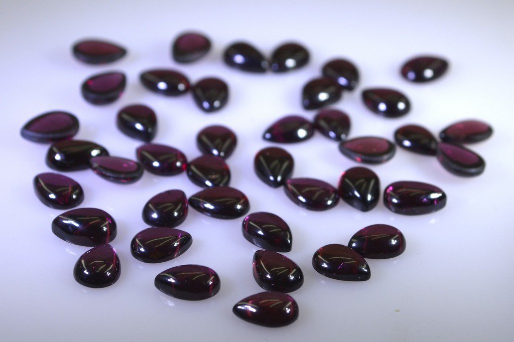 Garnet loose Stone 1 Pieces 5 x 7 mm Pear Red cabochon Gemstone