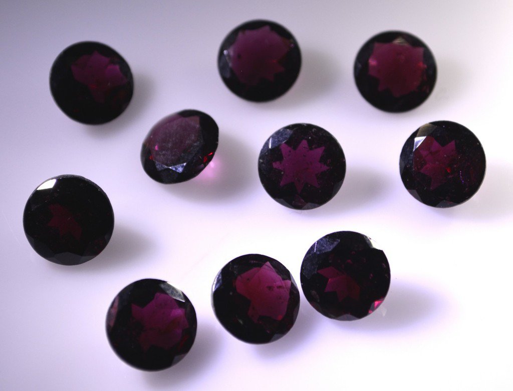 Garnet loose Stone 1 Pieces 10 x 10 mm Round Red faceted Gemstone