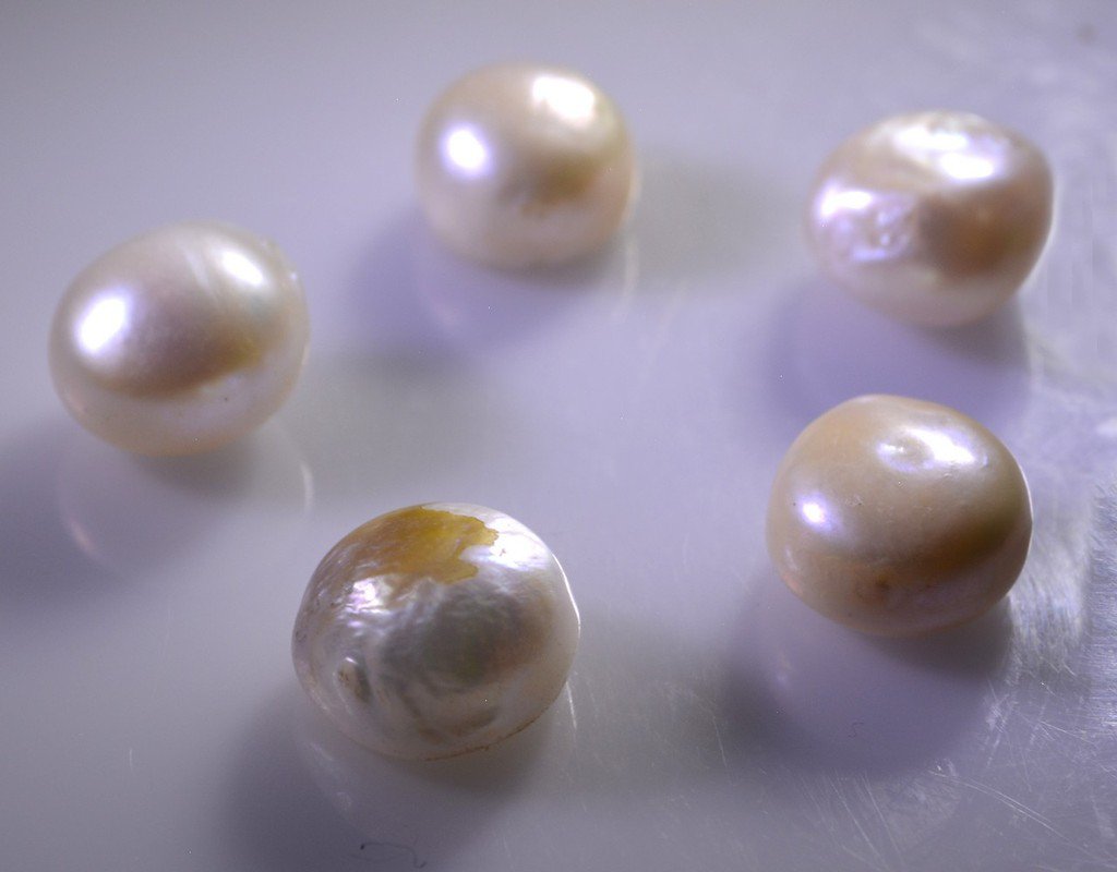 Pearl loose Stone 1 Pieces free size Round White cabochon Gemstone