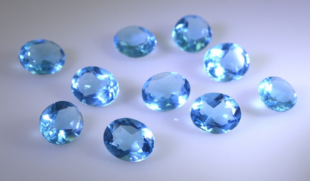 synthetic cubic zirconia Blue topaz cz loose Stone 1 Pieces 8 x 10 mm Oval Blue