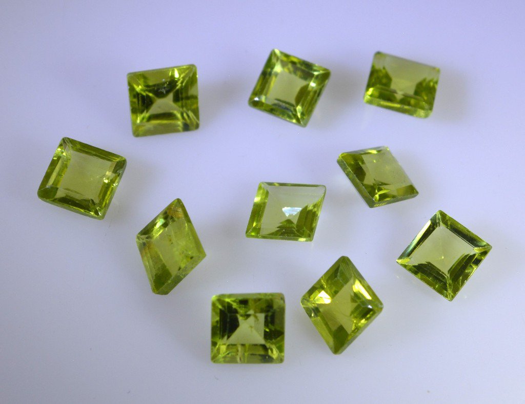 peridote loose Stone 1 Pieces 5 x 5 mm Princess Green faceted Gemstone