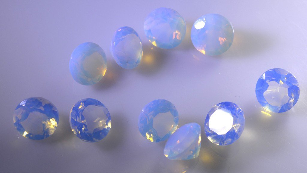 synthetic cubic zirconia Fire opal cz loose Stone 1 Pieces 10 x 10 mm Round Whi