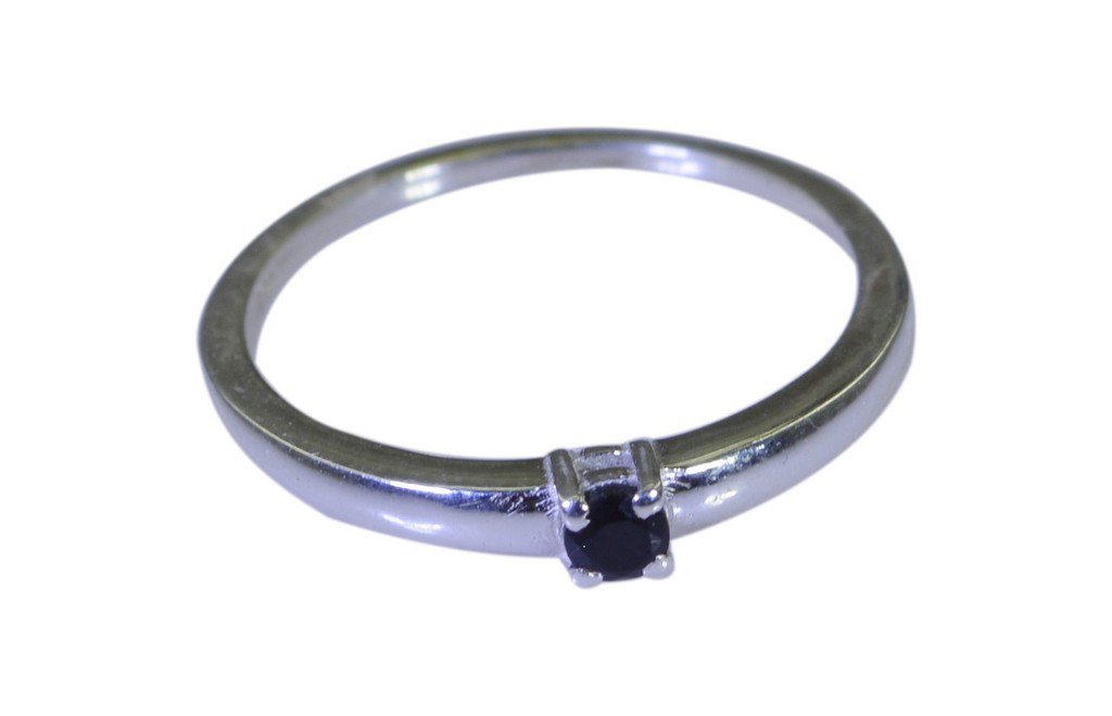 Riyo Black 925 sterling silver Black Oynx Ring gorgeous vintage handmade jewelry