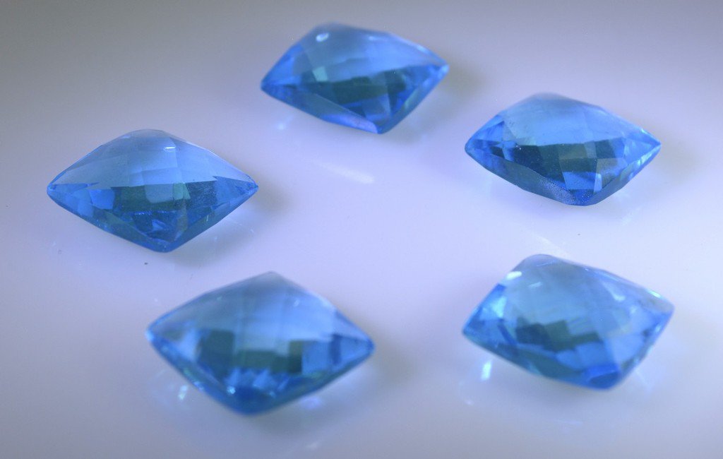 synthetic cubic zirconia Blue topaz cz loose Stone 1 Pieces 14 x 14 mm Princess
