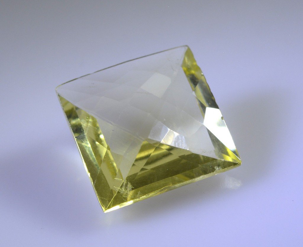 lemon Quartz loose Stone 1 Pieces 16 x 16 mm Princess Yellow faceted Gemstone