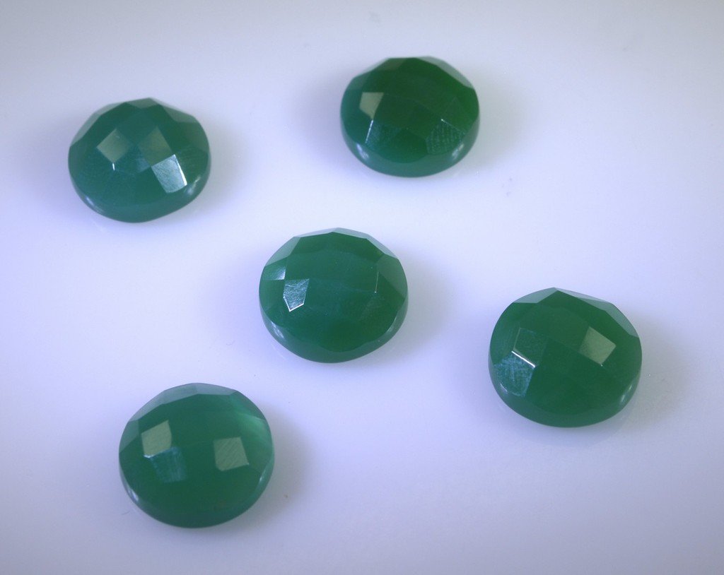 green onyx gemstone