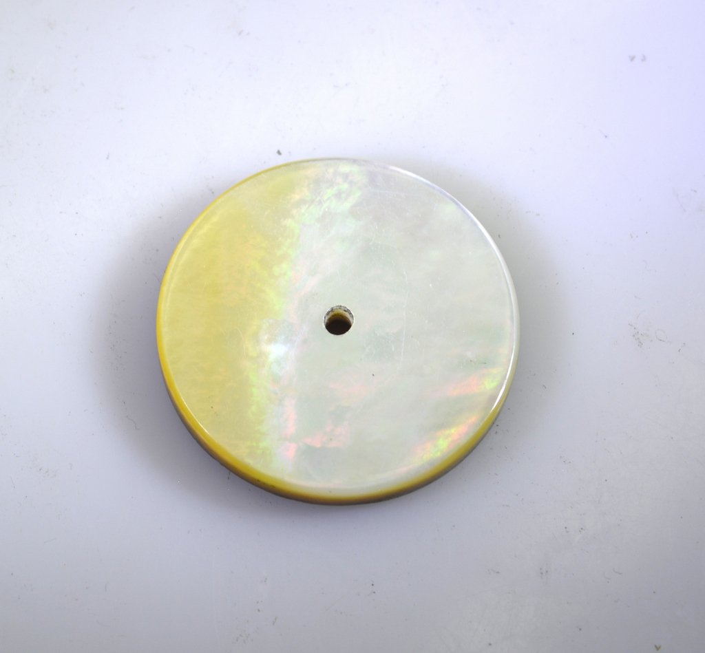 Riyo Quality AA Shell multicolored cabochon Gemstone
