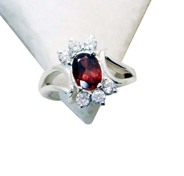Riyo Garnet Costume Silver Jewelry Class Ring Sz 7 Srgar7-26155