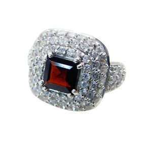 seemly Garnet Silver Red Ring gemstone L-1in US 5,6,7,8