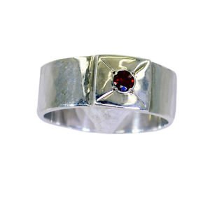 Junoesque Garnet Silver Red Ring exporter L-1in US 5,6,7,8