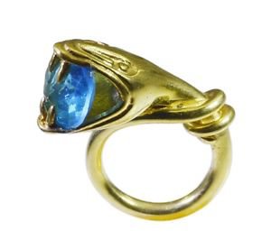 statuesque Blue Topaz Cz Gold Plated Blue Ring gemstone L-1in US 5,6,7,8