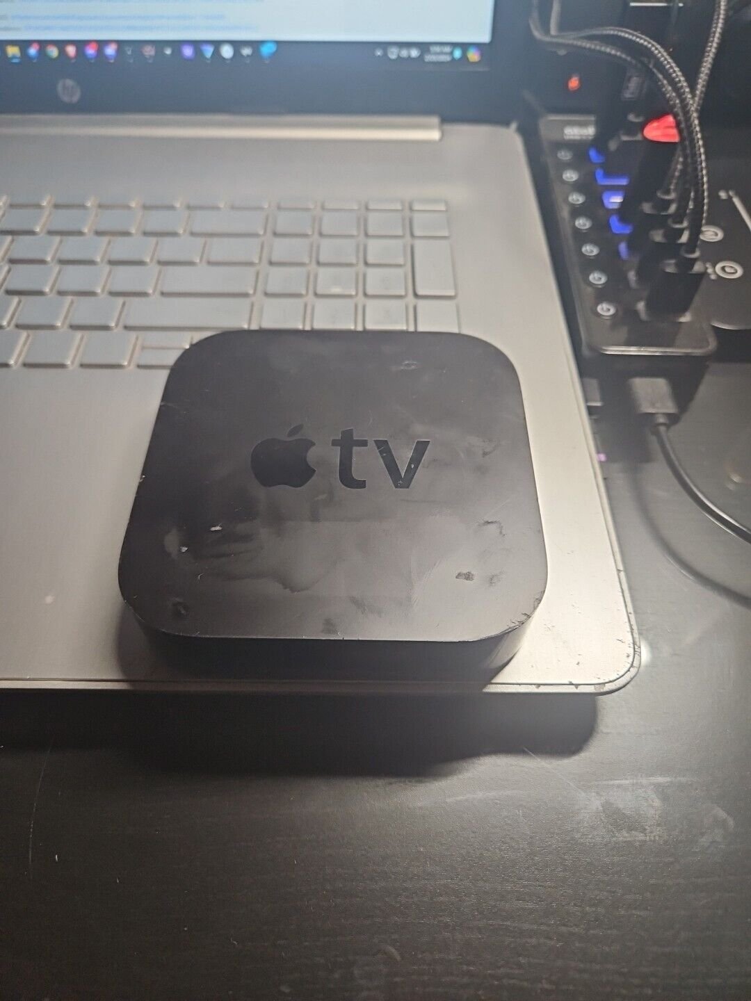Apple A1469 HD Digital Media Streamer - Black (3rd Generation)