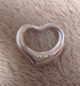 Excellent Condition Authentic Tiffany & Co. Peretti Open Heart Pendant Small