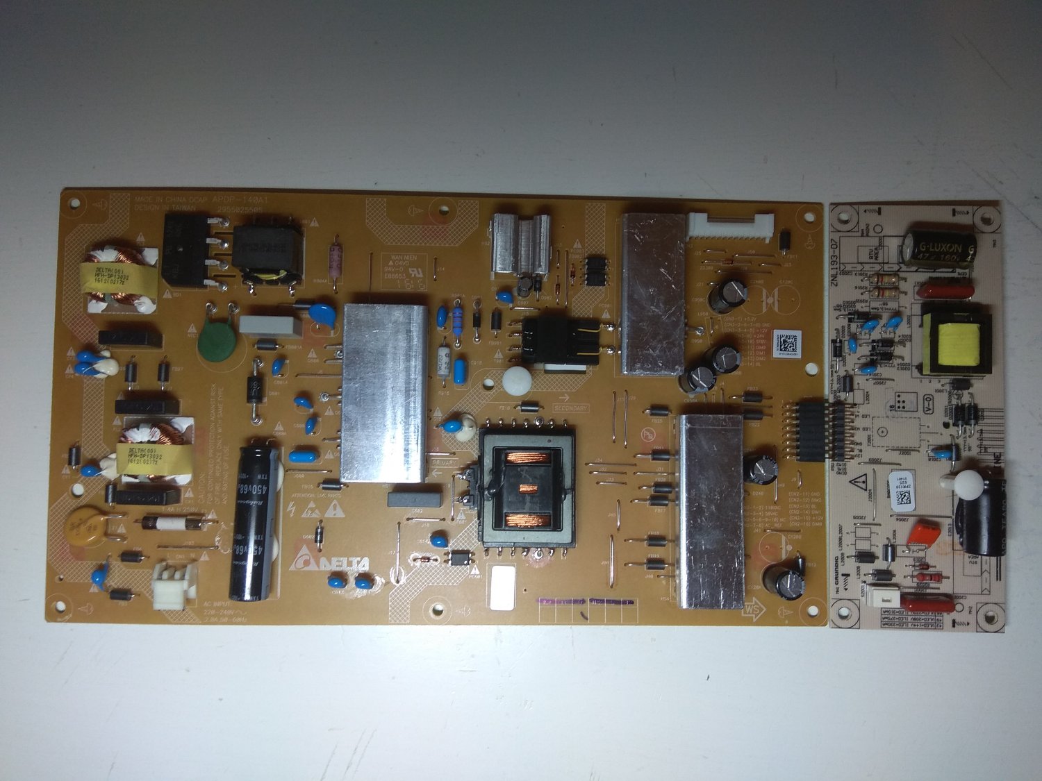 Delta Power Supply APDP-140A1 for LED TV Grundig 43GFB6627+ Inverter ZNL193-07