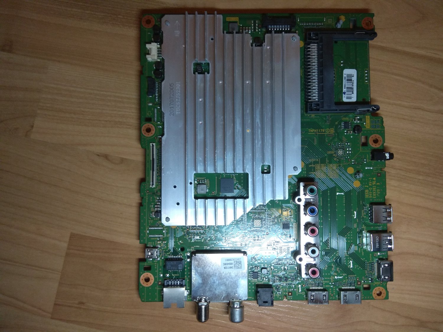 PLACA BASE TV PANASONIC TX-43FX600E TXN/A1RPWE TNPH1196 EUR 68,42 - ES