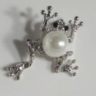 White Pearl Clear and Green Crystal Elegant Silver Plated Frog Pin Brooch
