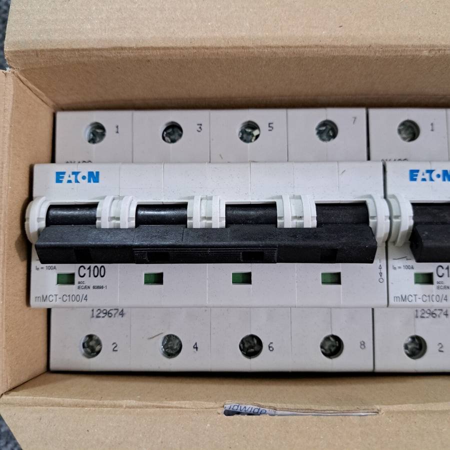 Eaton Cutler-Hammer MCB mMCT C Curve 4 Pole 100A Circuit Breaker mMCT-C100/4