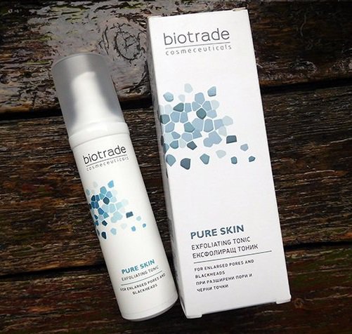 PURE SKIN EXFOLIATING-TONIC Peeling effect Tightens the Enlarged pores