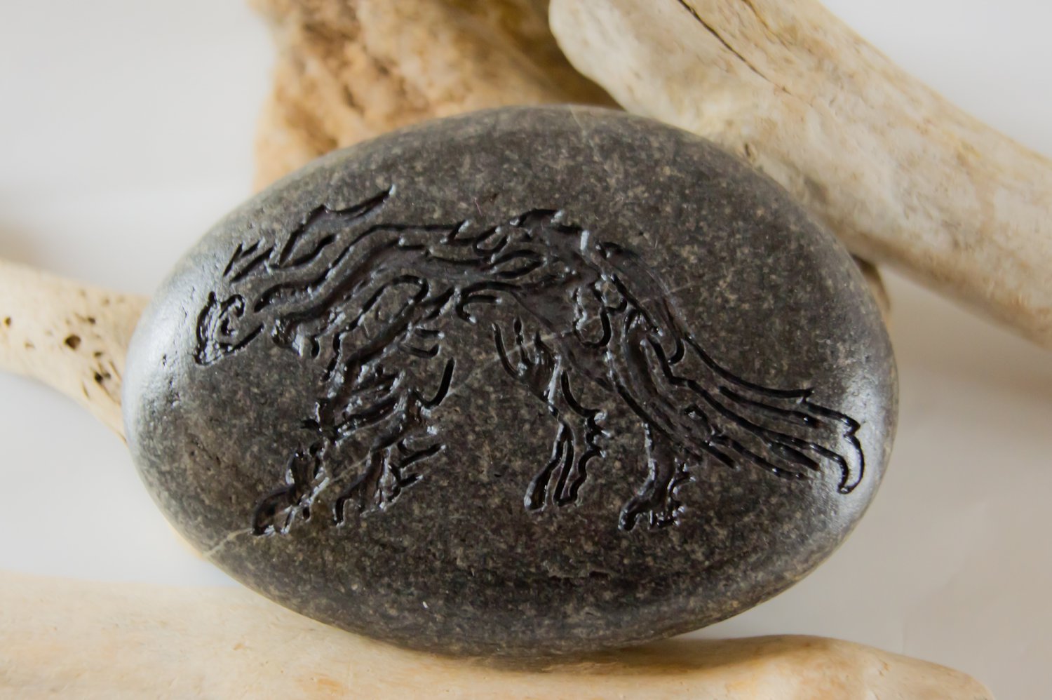 Maori Wolf Engraved decorative pebble, Wolf engraved keepsake