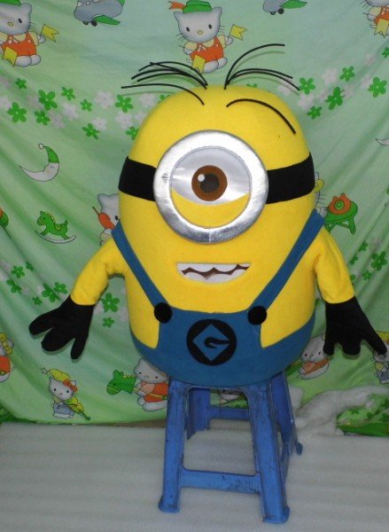 Custom made Yellow Minion mascot costume for party