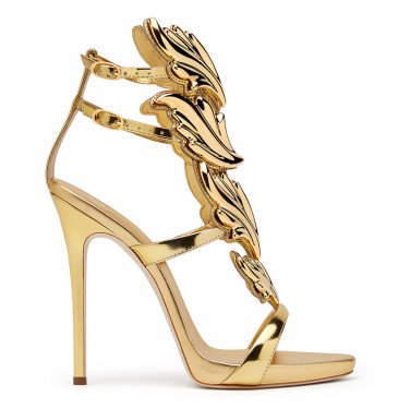 *Brand New* Authentic Giuseppe Zanotti's Gold mirrored patent leather and reflective metal Pumps.