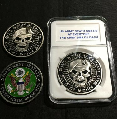 Challenge Coin US ARMY Death Smiles at Everyone US Army Smiles Back A-2