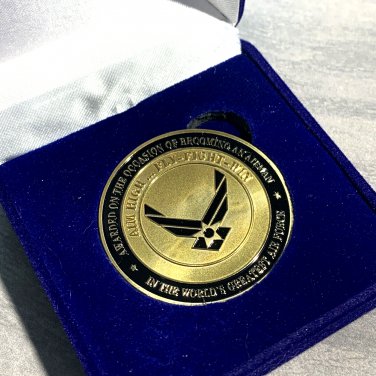 Air Force Airman Award Aim High-Fly Fight Win Challenge Coin /USAF-Pilot w/Box!