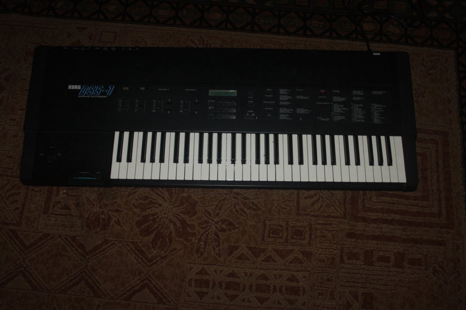 KORG DSS-1 Sampling Synthesizer with good keys 8/16