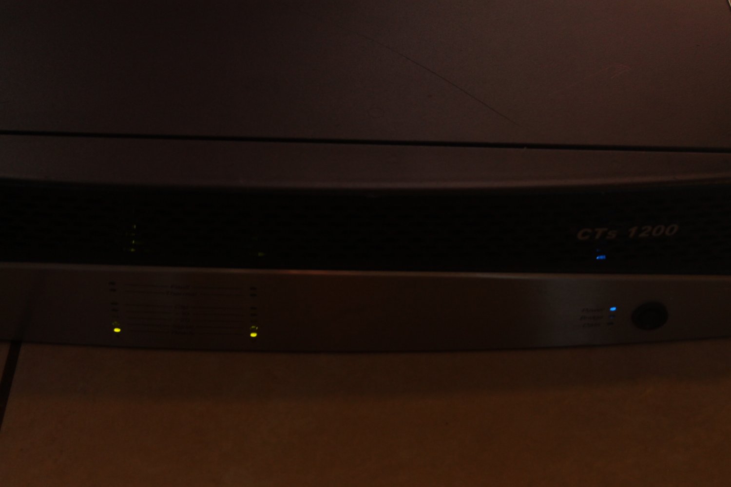 Crown CTs 1200 600W Power 2Channel Amplifier Nice Condition