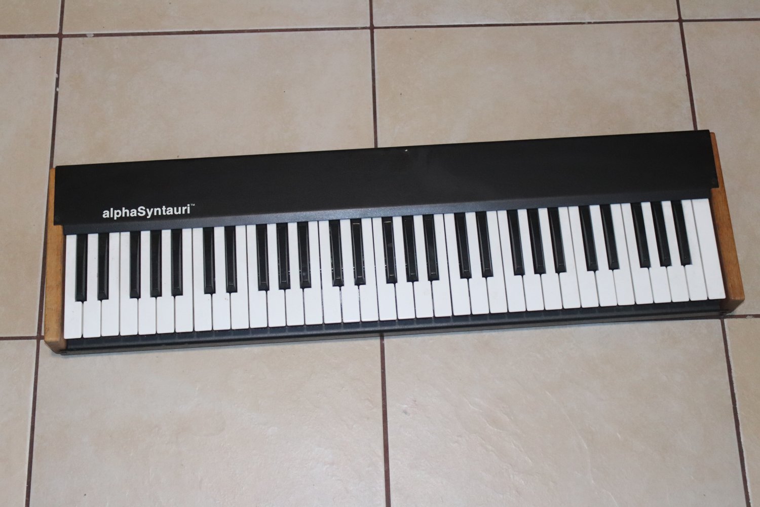 alphaSyntauri  Syntauri  Apple II Computer Digital 8-Bit Synthesizer Keyboard 2/20