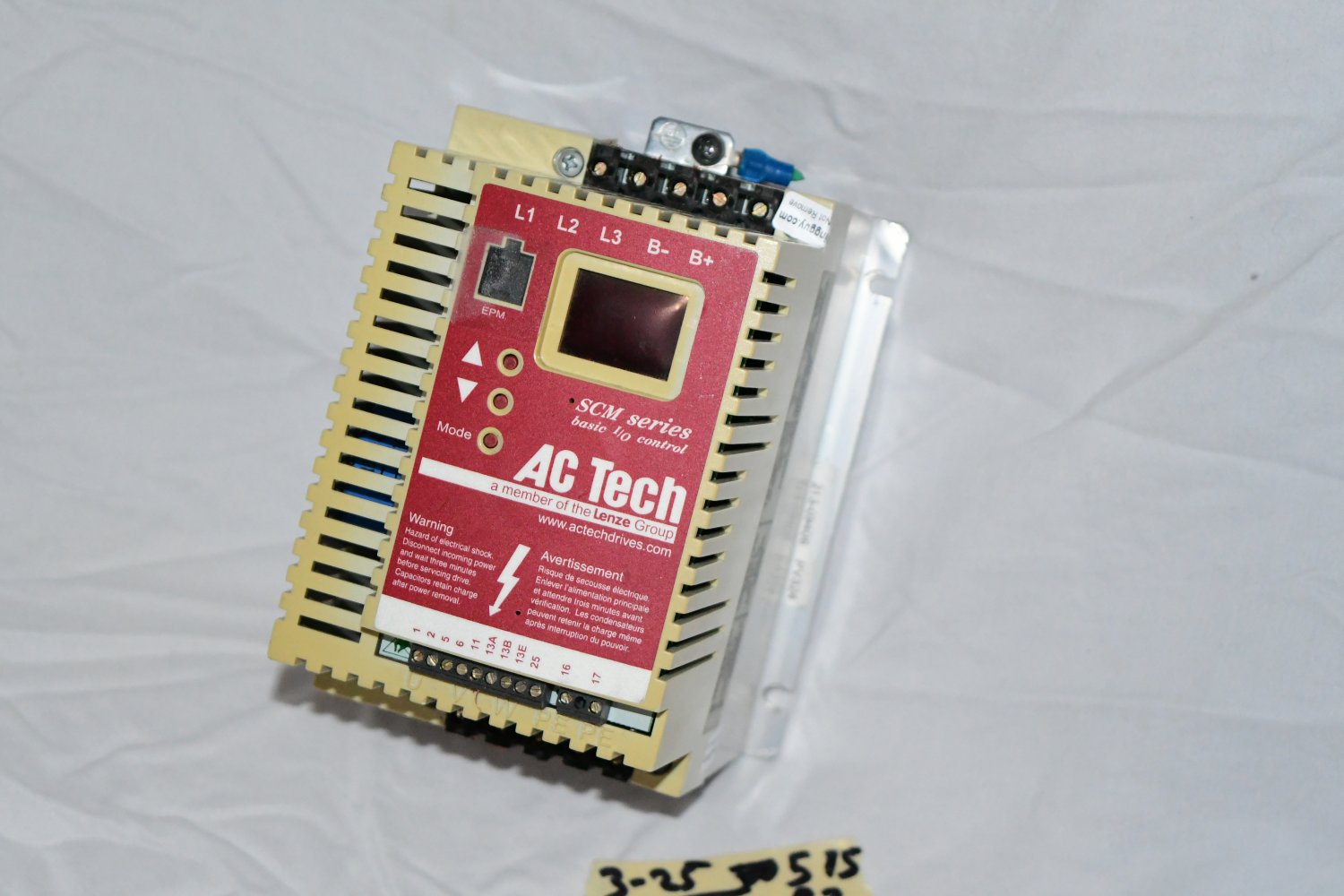 AC TECH MODEL SM230 BASIC I/O CONTROL INVERTER S/N 1699-03-1 515a1