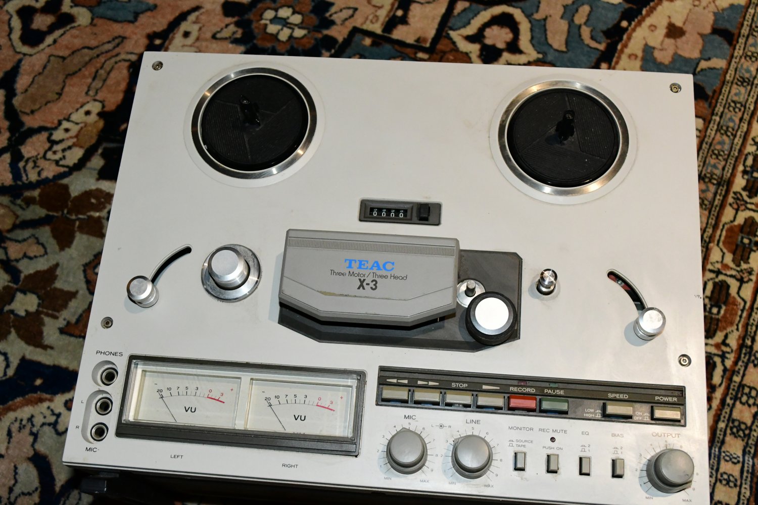TEAC XR REEL TO REEL PLAYER-GOOD MOTORS-AS IS-ATTIC FIND-FOR RESTORATION  517BK