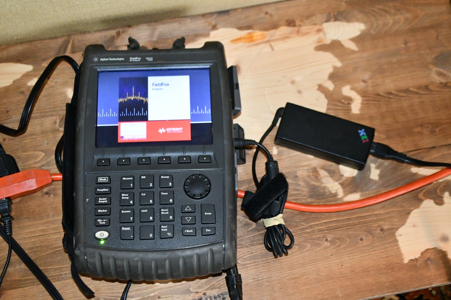 Keysight N9912A FieldFox RF Analyzer 4GHz w/ CPU2 NEEDS CALIBRATION READ