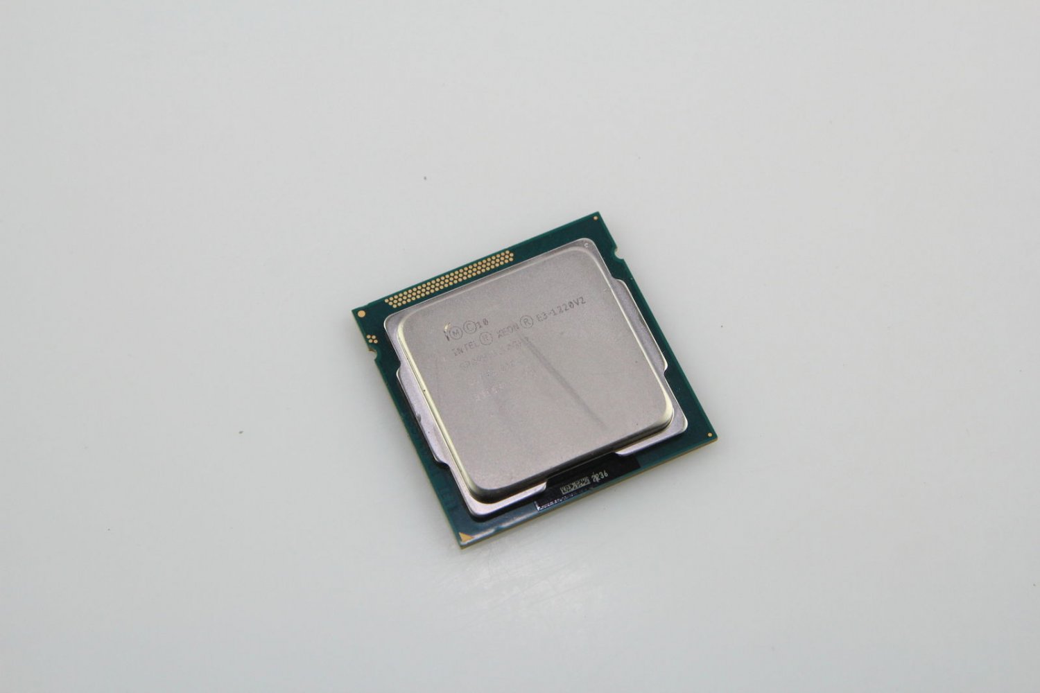 New OEM Intel Xeon Quad-Core E3-1220 v2 SR0PH 3.1GHz 8M Cache Processor