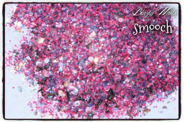 'smooch' glitter mix