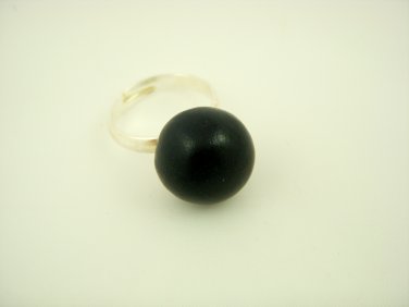 Black bubble ring