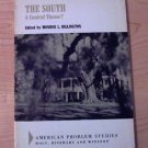 The South : A Central Theme? by Monroe Lee Billington (1969, Paperback) rare