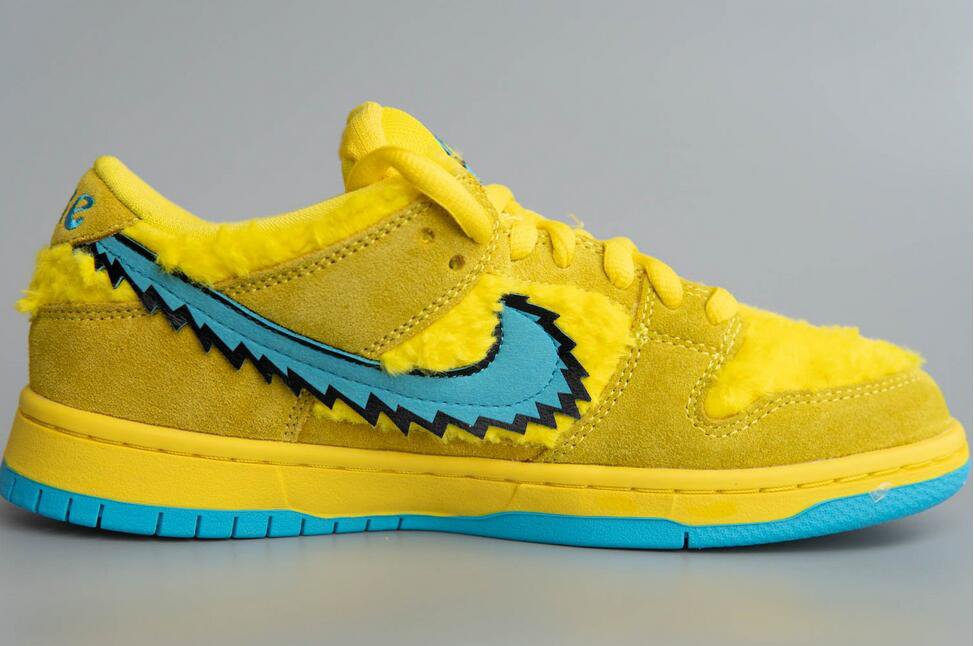 nike sb dunk low grateful dead bears opti
