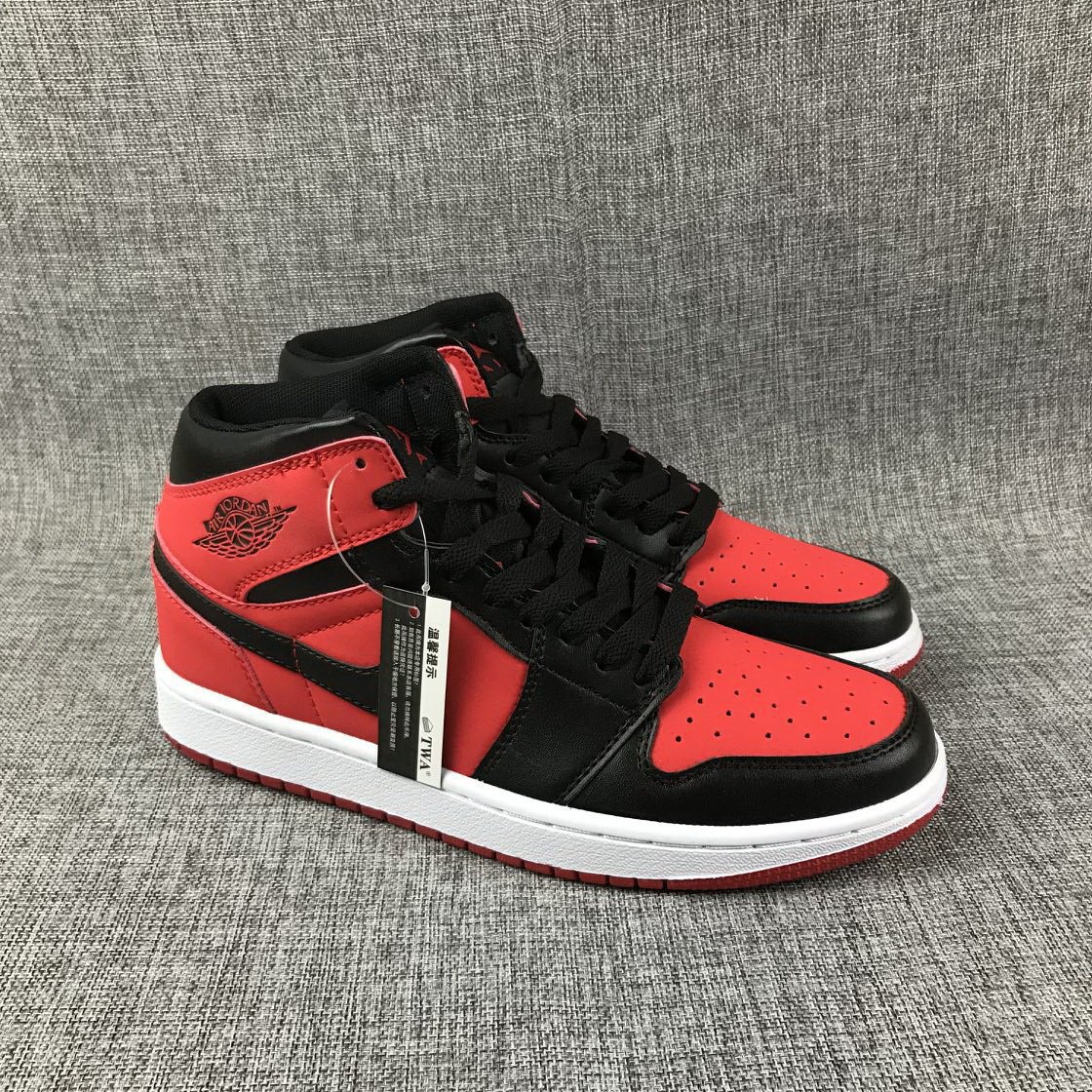 reverse banned jordan 1