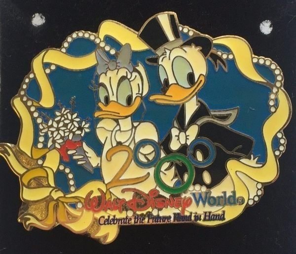 Donald Daisy Duck Millennium 2000 Wedding Pin -Walt Disney World