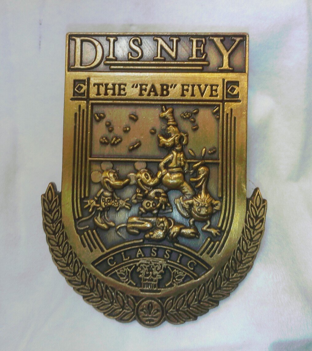 RARE Disney Disneyland Resort Cast Exclusive The Fab Five Classic Bronze Shield Pin