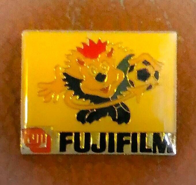 Vintage FUJIFILM 1998 UEFA Pin soccer football