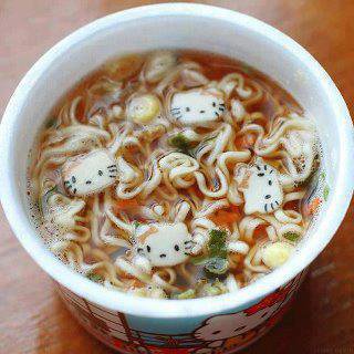 cup o noodles hello kitty