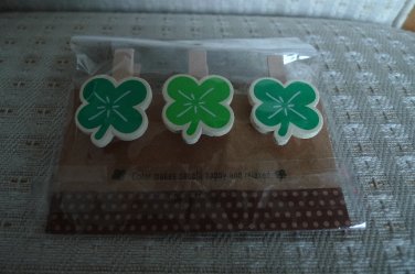 Lucky Clover 3 Wooden Clips
